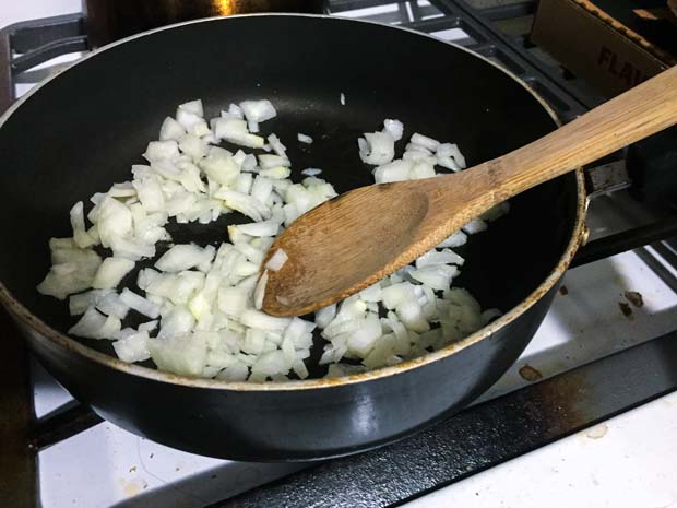 manwich-onion-frying
